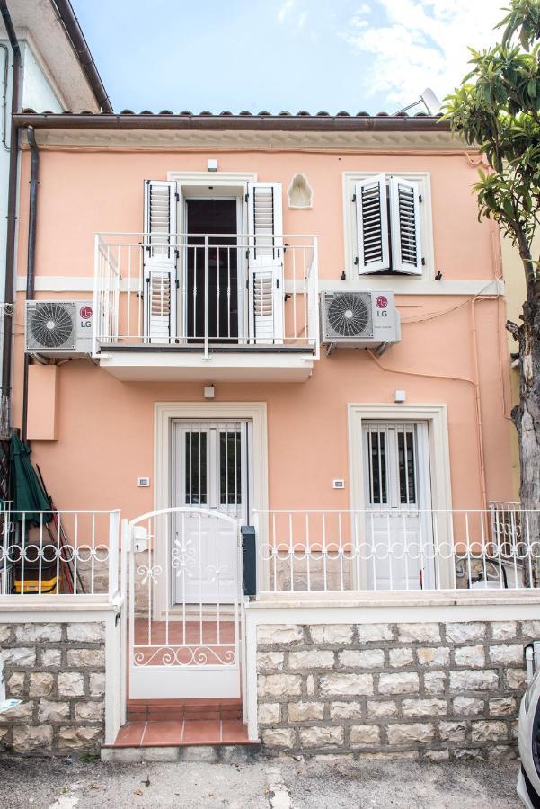 S222 - Sirolo, Nuovissimo Bilocale In Villetta 1P Buitenkant foto